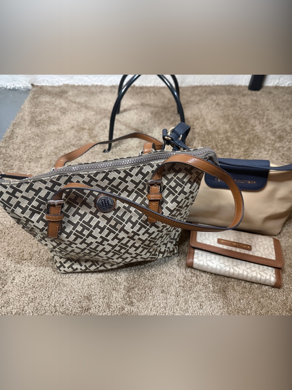 Tommy Hilfiger Shoulder Bags & Wallet Bundle